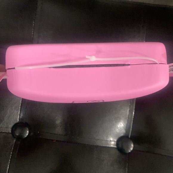 New Hello Kitty Pastel Pink Eyewear Sunglass Glasses Hard Case On Hang Tag - Picture 8 of 9